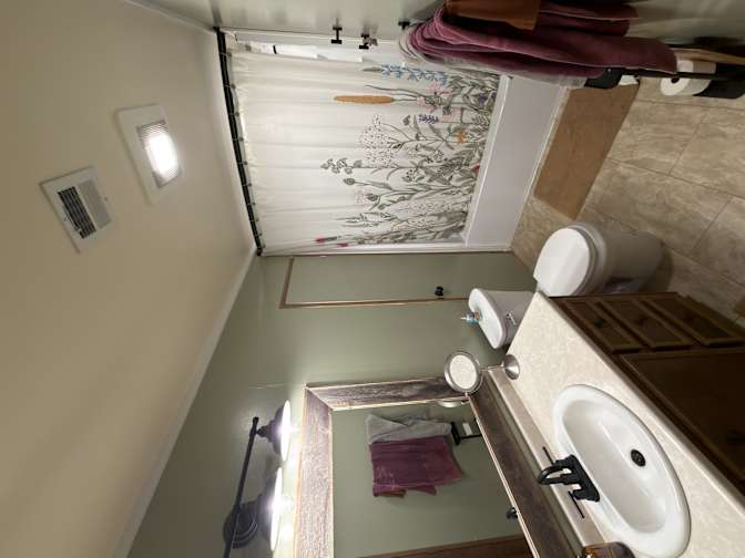 Chandra Bernd's room