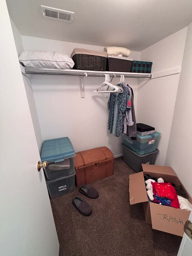 Alicia's room