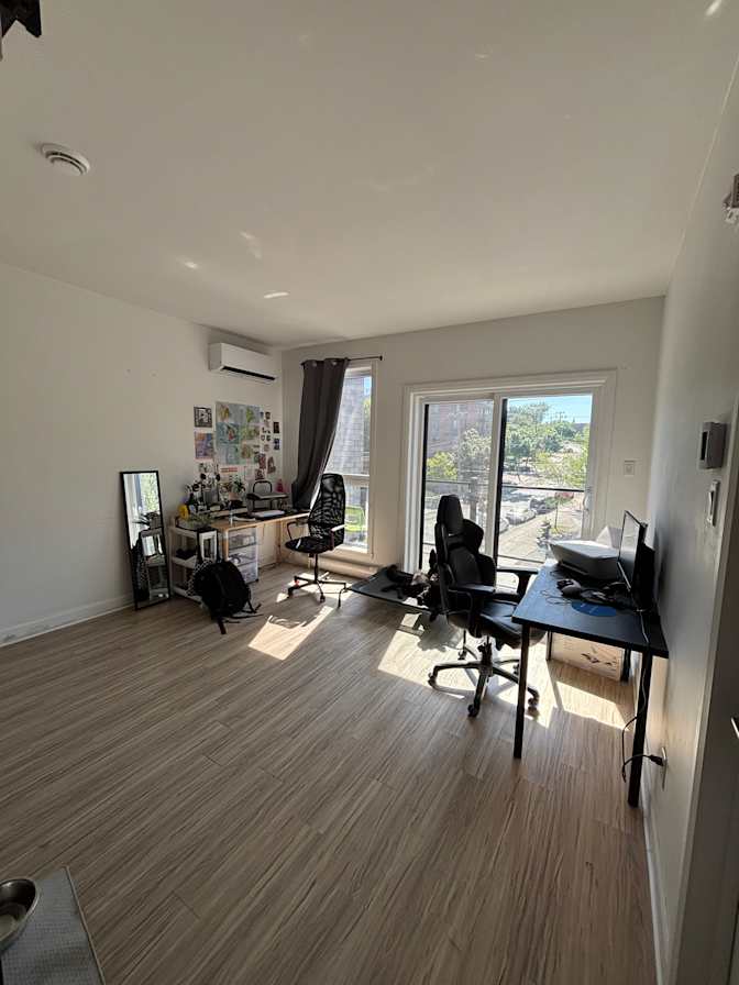 Toni's room