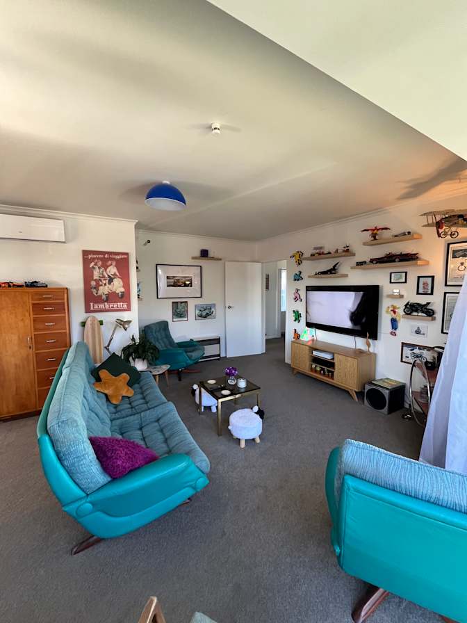 Jennifer Williams's room