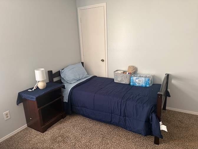 Alia ramdon's room