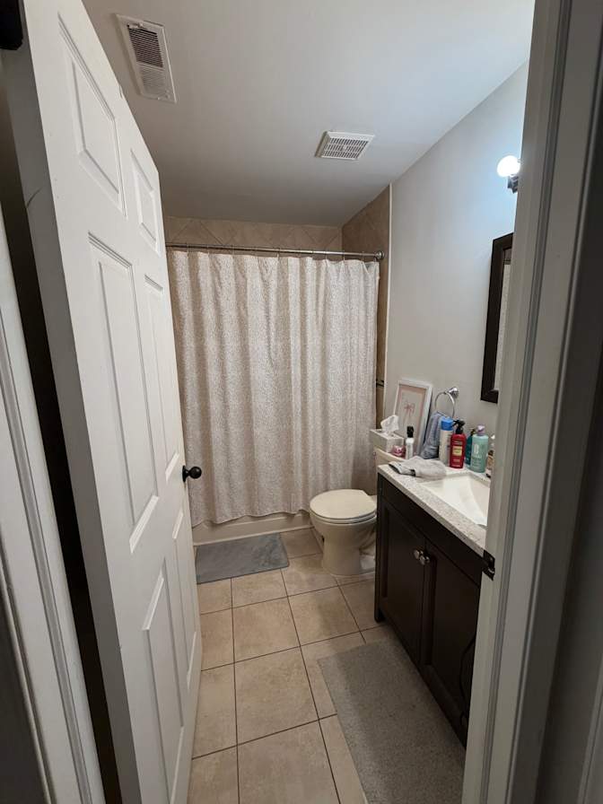 Robin Shandroff's room