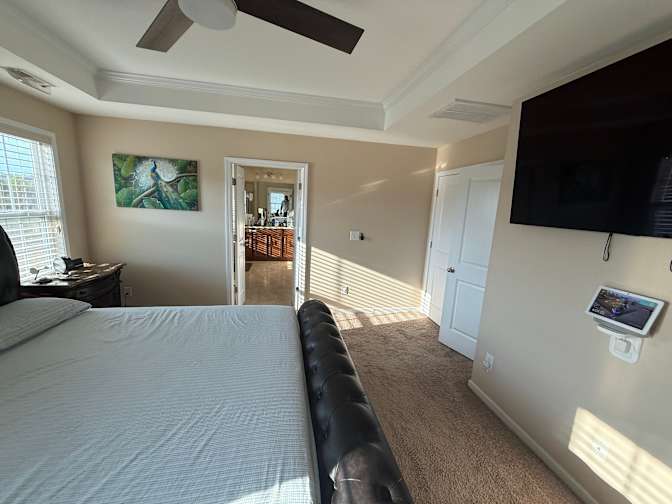 Alcove Rooms's room