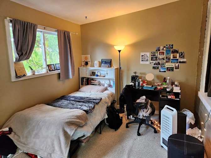 Saniya's room