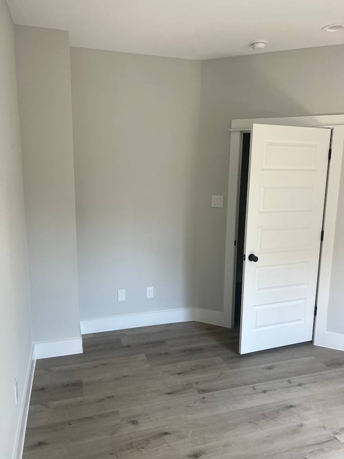 Enrique's room
