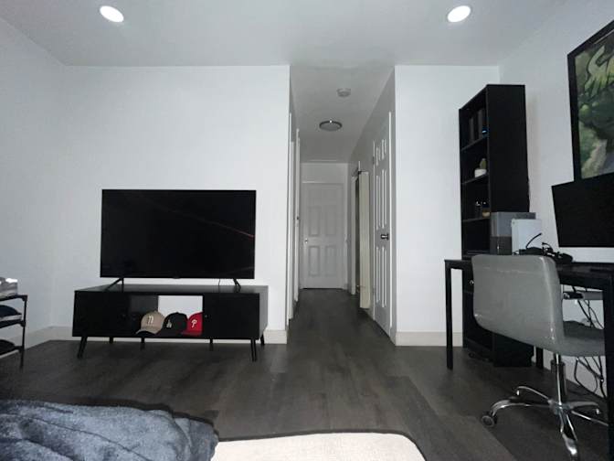 Sergio Hernandez's room