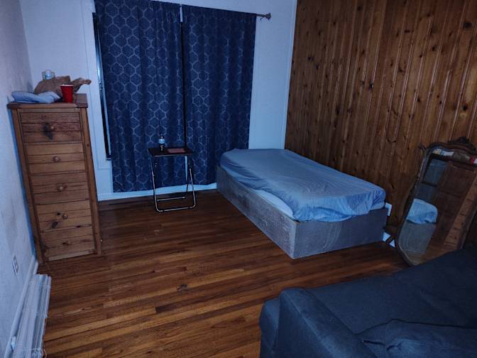 Brian D'Auria's room