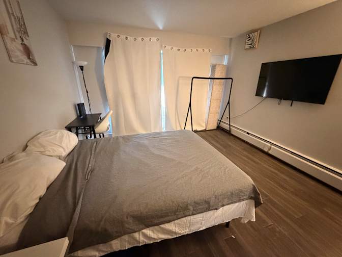 Axel's room