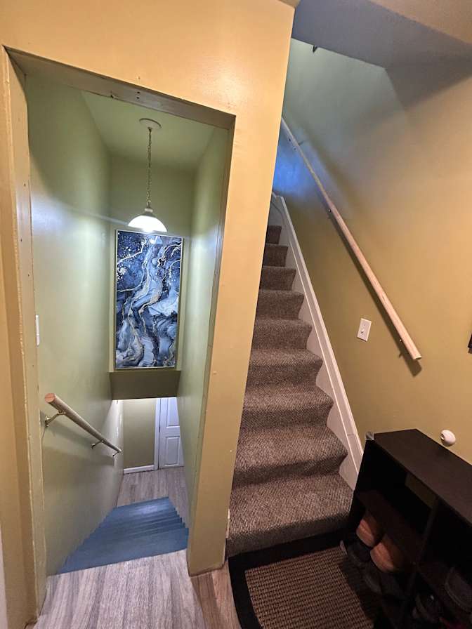 Nachbi Bazin's room