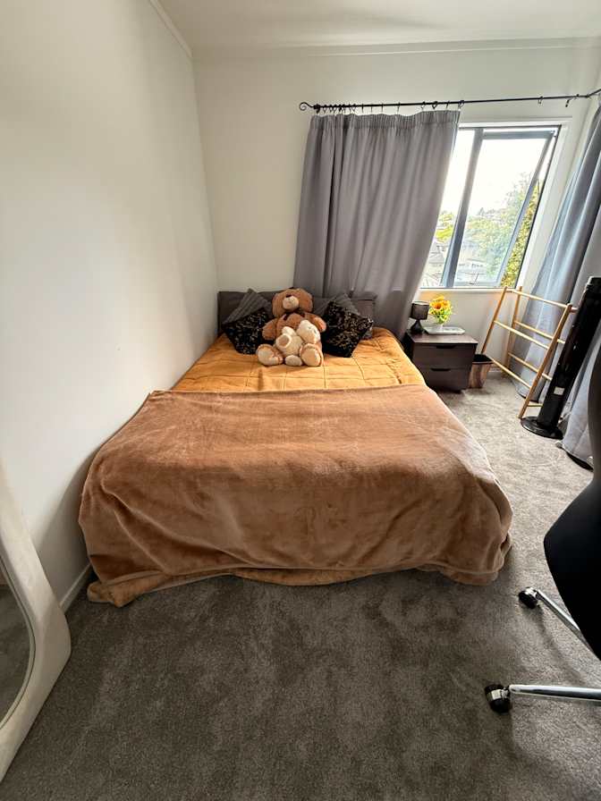 Janaka Hewawasam's room