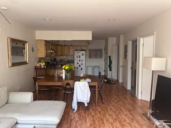 Cesar Oyarzabal's room