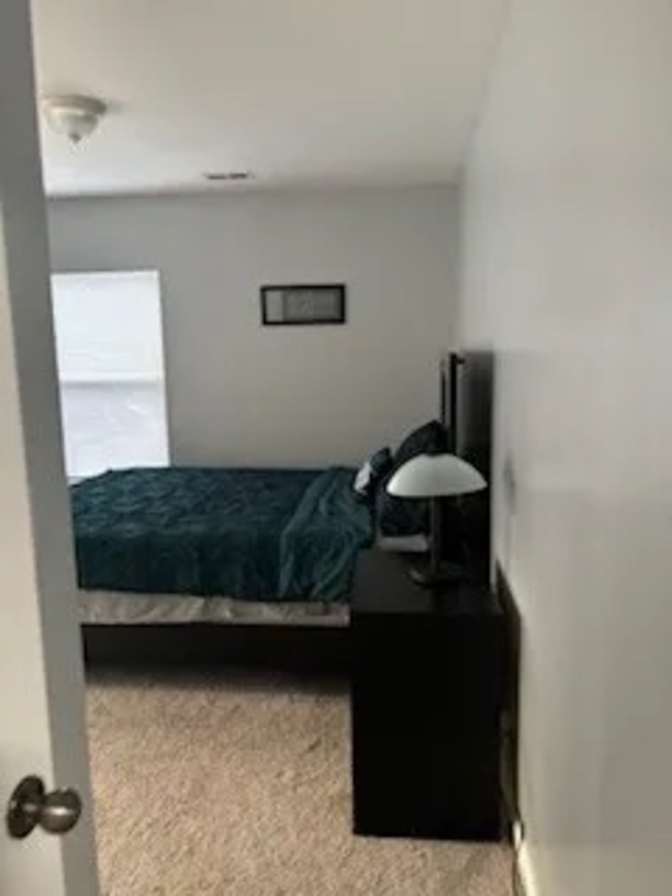 Alcove Rooms's room