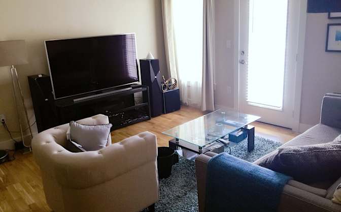 Qi's room