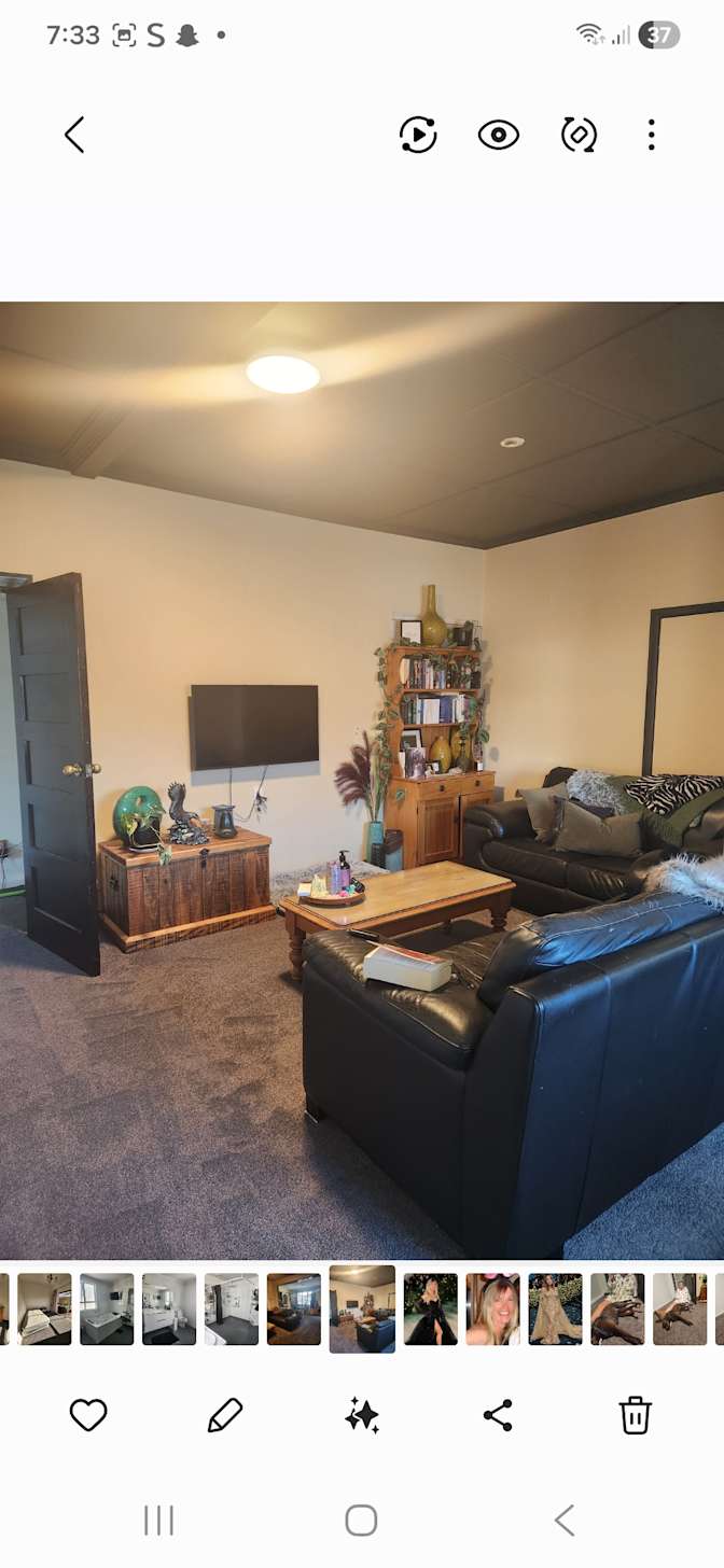 Gina's room