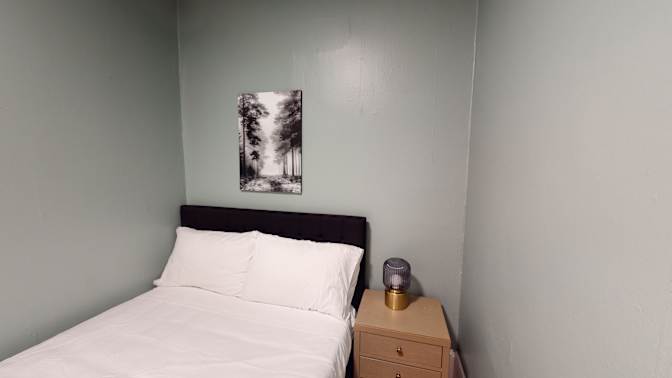 Sam June's room