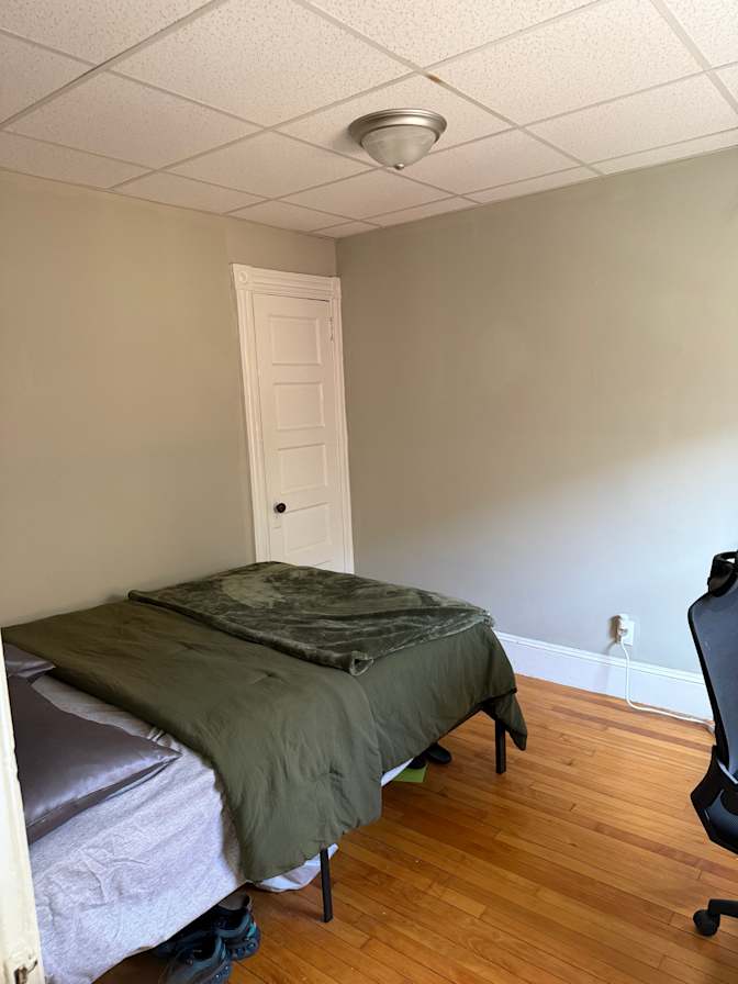 Osei's room