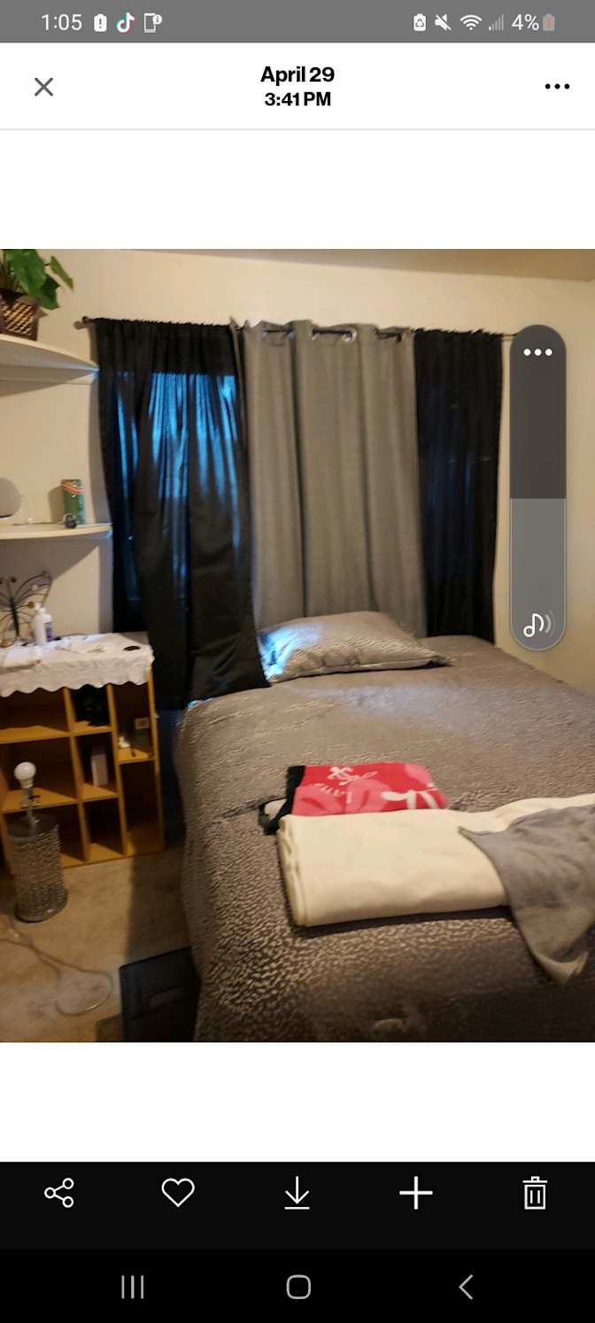 Koa's room