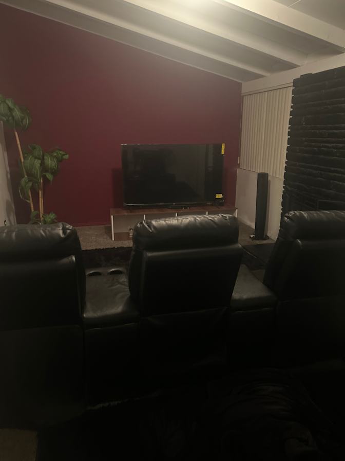 Sonja Jenkins's room