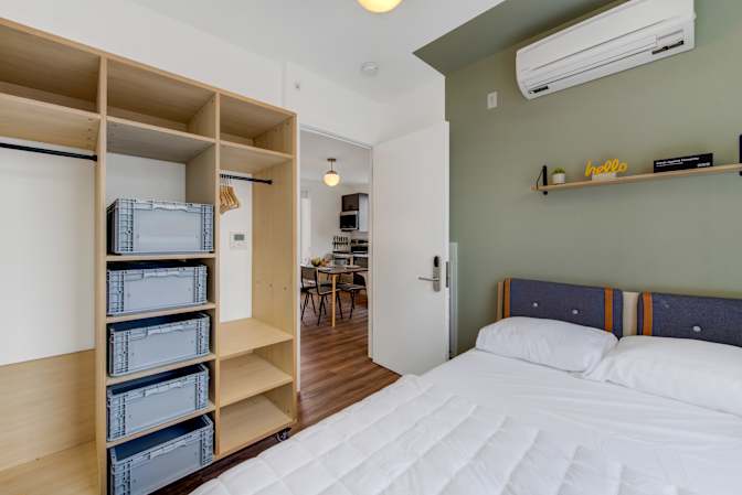 Liza's room