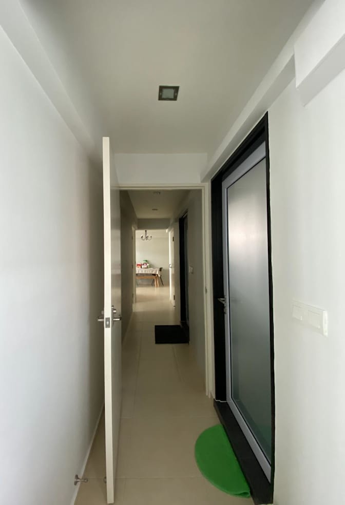 Joe Yeo's room
