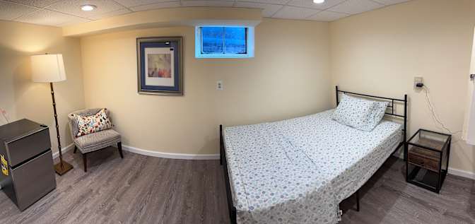 Lina's room