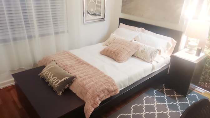 Victoria's room