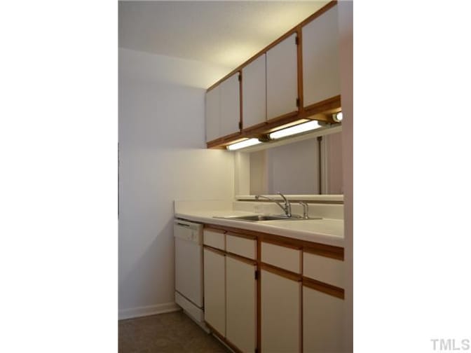 Alcove Rooms's room