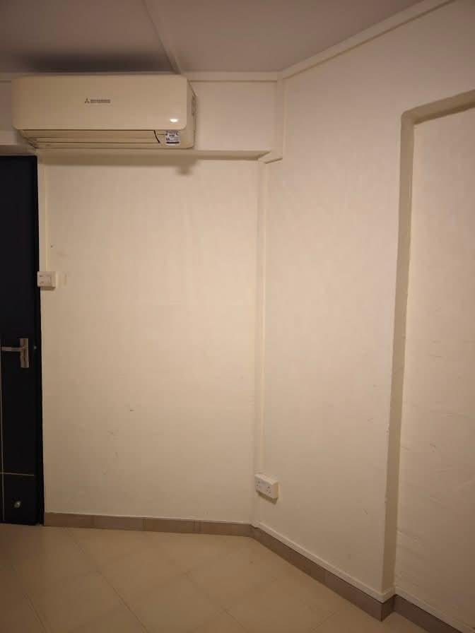 Serangoon Room's room
