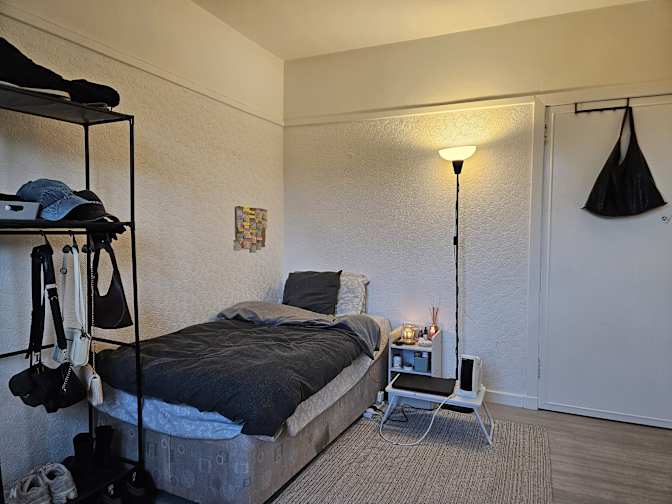 Aikya tulja's room
