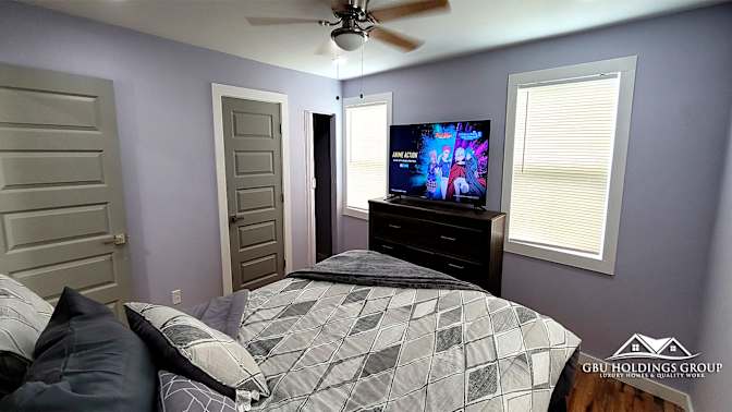 GBU Holdings Group's room