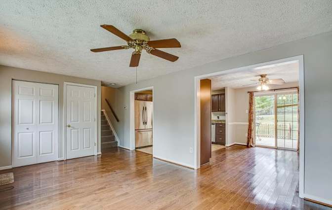 Laci's room