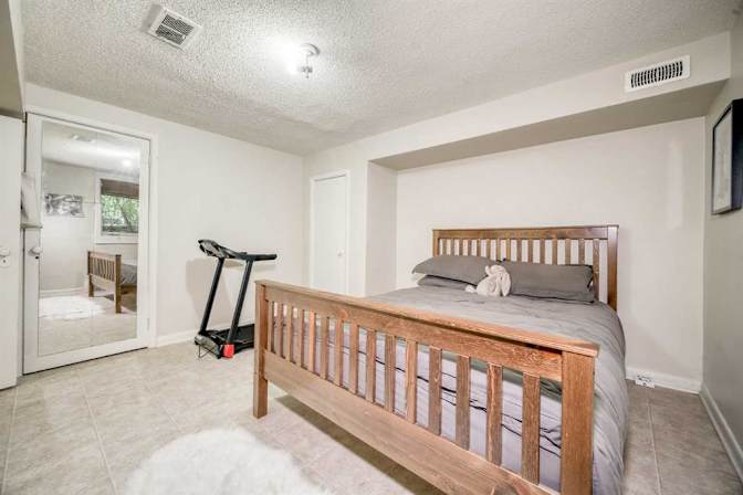 Jeffrey's room