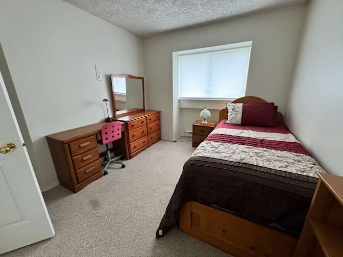 Queenie's room