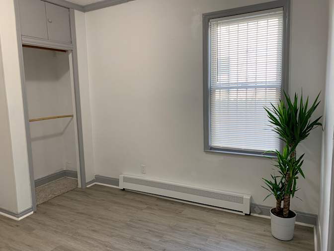 Studio's room