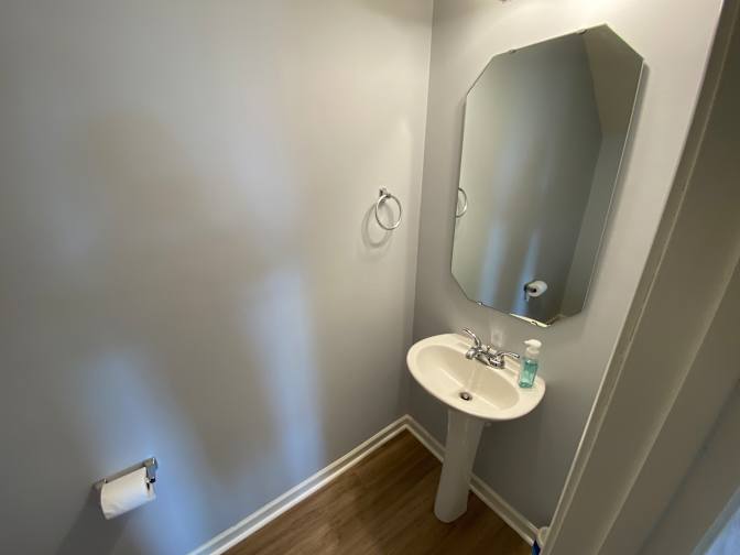 Alcove Rooms's room