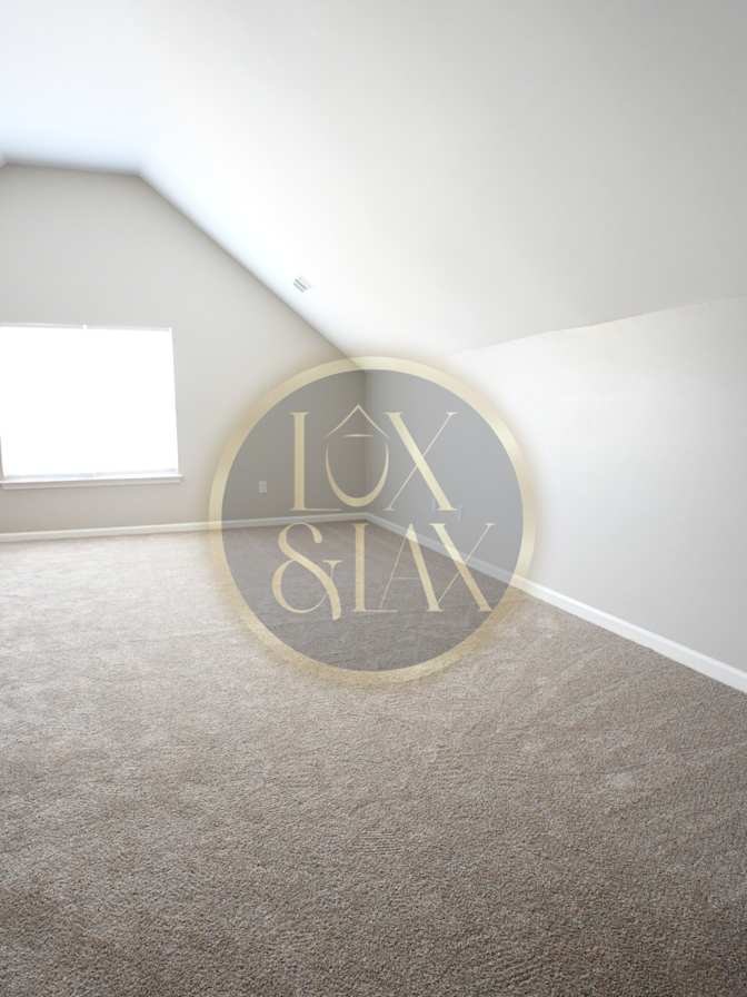 Kynnee Golder's room