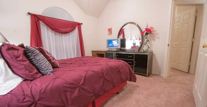Marlo's room