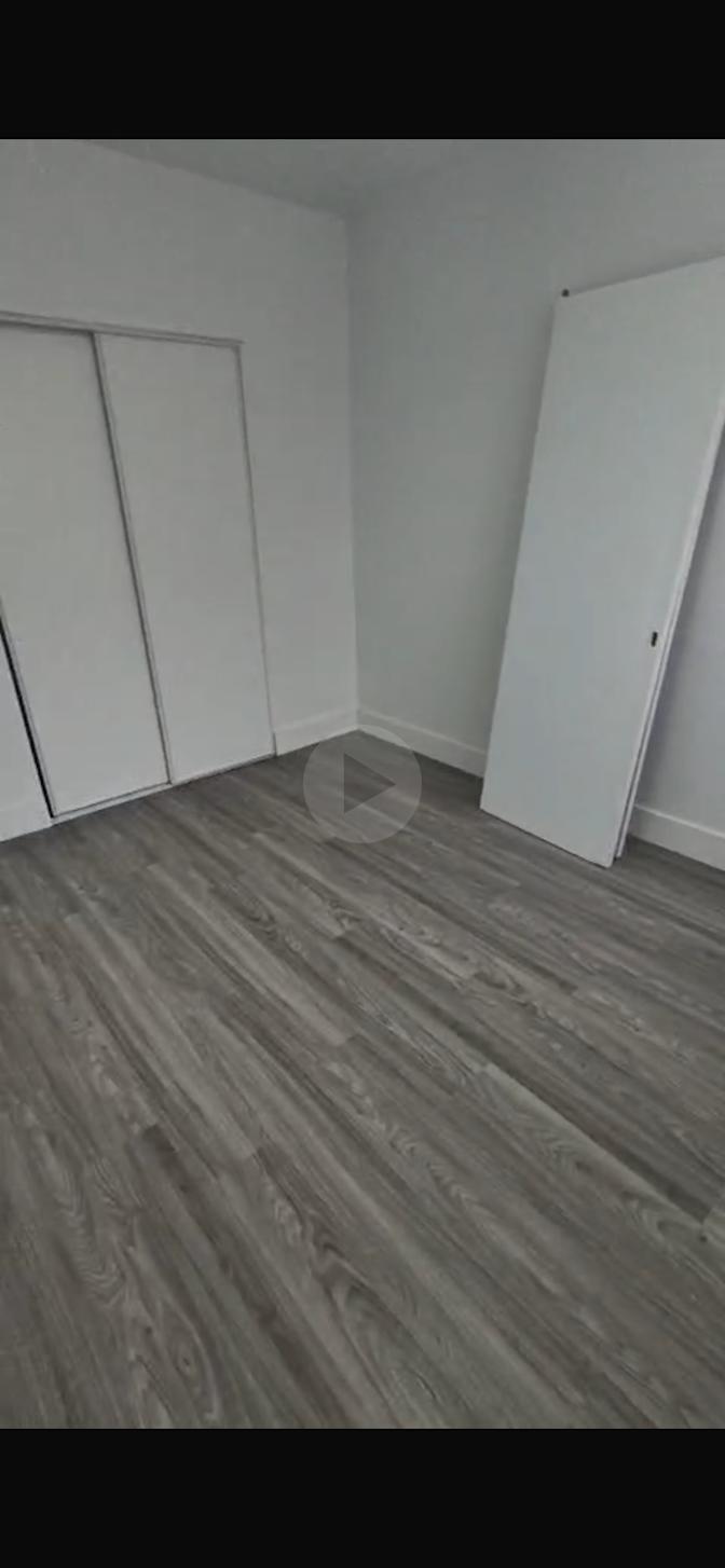 Emma armbrust's room