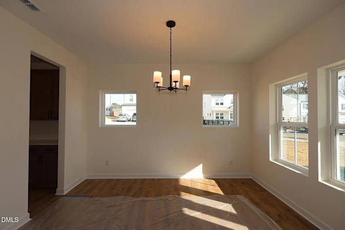 Alcove Rooms's room