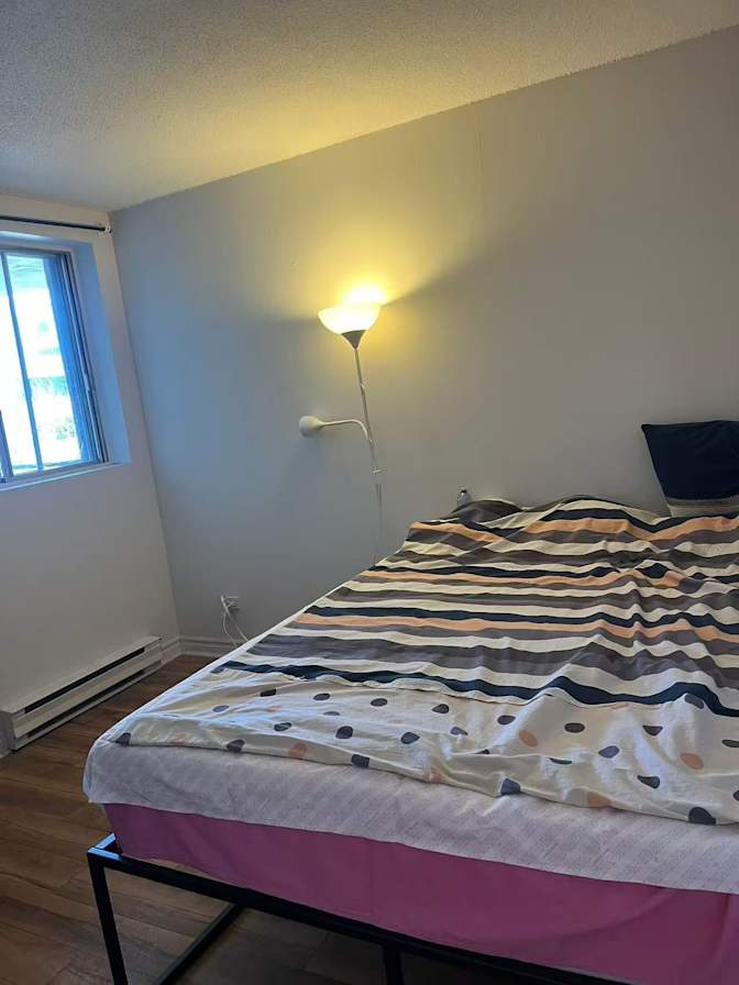 Yixuan's room