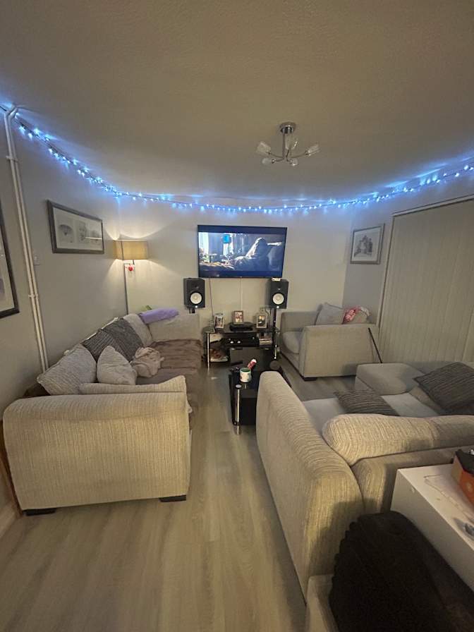 Benjamin's room