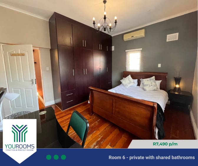 YouRooms's room