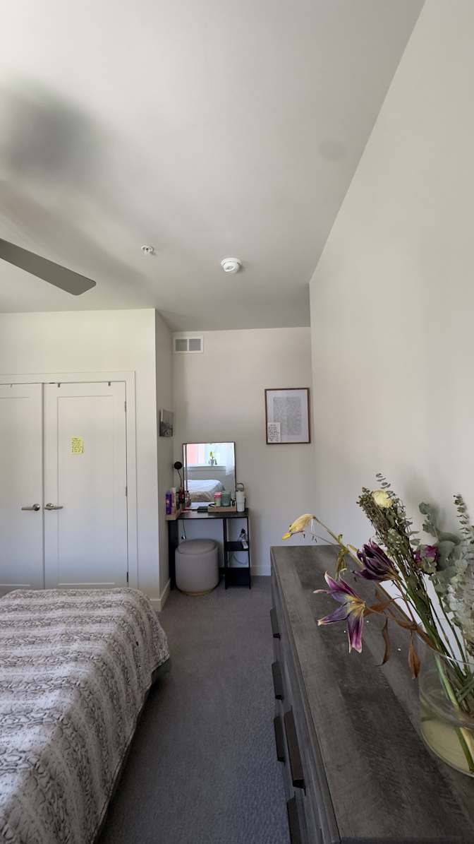 Airus's room
