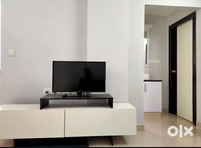 Dinesh's room