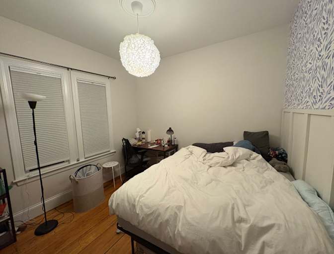 Daman's room