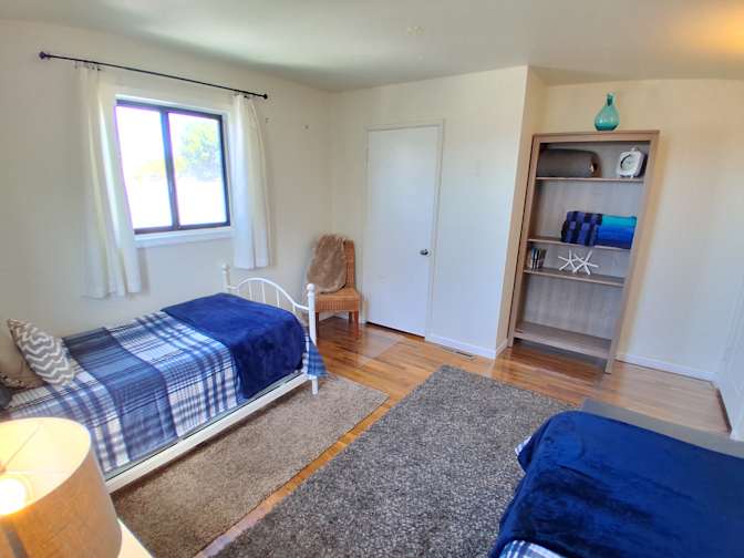 Zen's room
