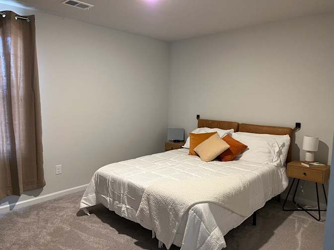 Jodi's room