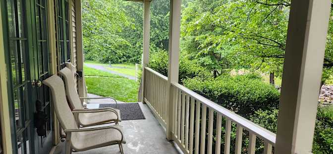 Two Rooms in Tacketts Mill - Lake Ridge, VA's room
