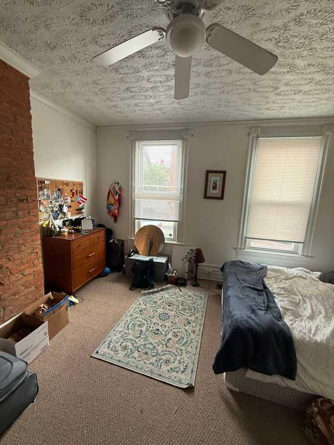 Miguel Wansing's room