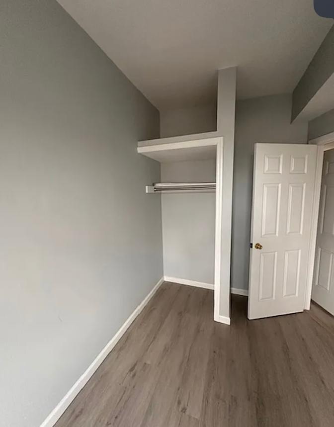B's room